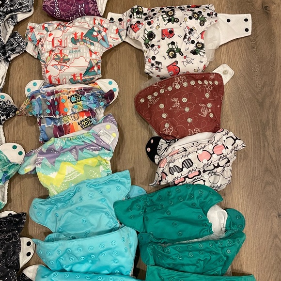 45 AIO Cloth Diaper Lot - BumGenius - Picture 3 of 7